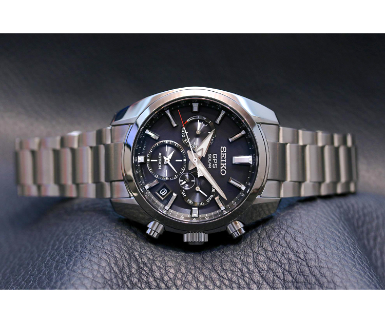 Casio astron store